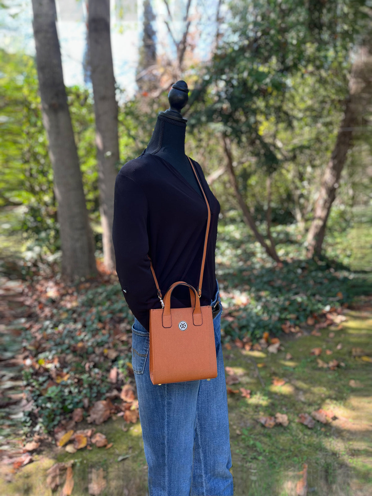 FOX GIA VEGAN LEATHER MINI TOTE 🌿